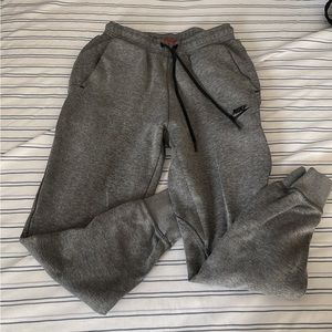 Nike performance sweat pants